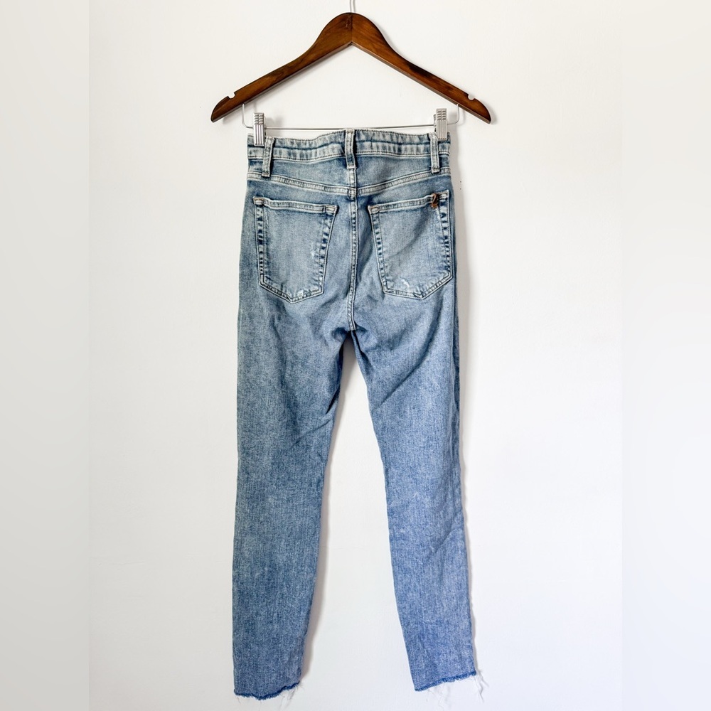 Joes Jeans Classic Distressed Jeans - Picture 4 of 5